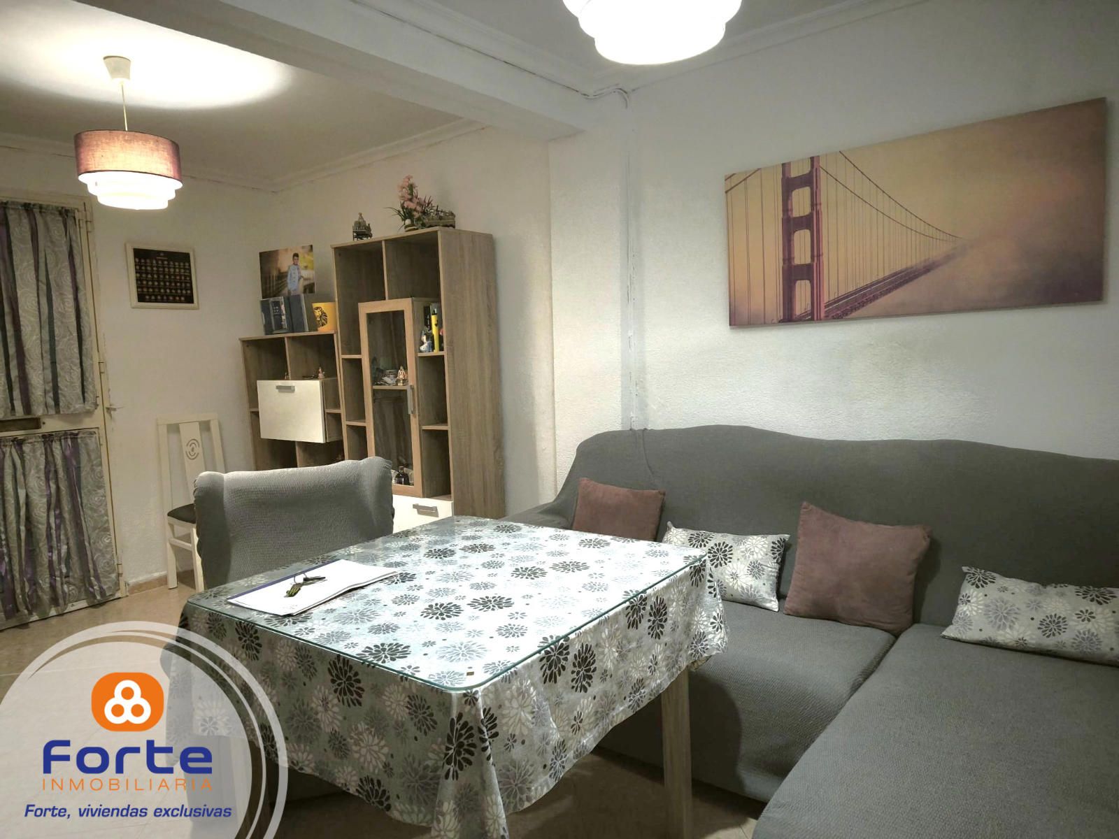 EXCLUSIVA CASA PARA ENTRAR A VIVIR EN ZONA ALTA DE CAMPO DE LA VERDAD - Foto 3