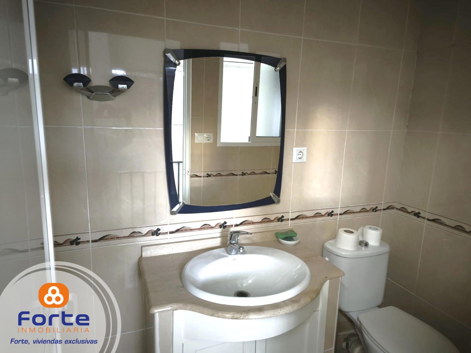 EXCLUSIVA CASA PARA ENTRAR A VIVIR EN ZONA ALTA DE CAMPO DE LA VERDAD - Foto 10