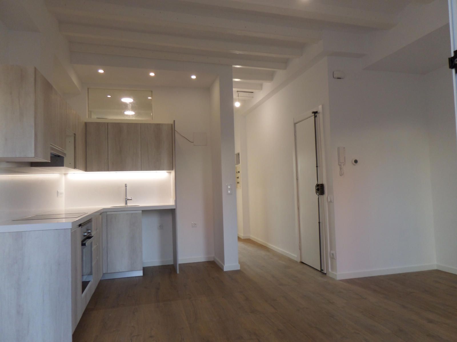 Piso en alquiler Barcelona. Ref: 5670. FINQUES FUTURA