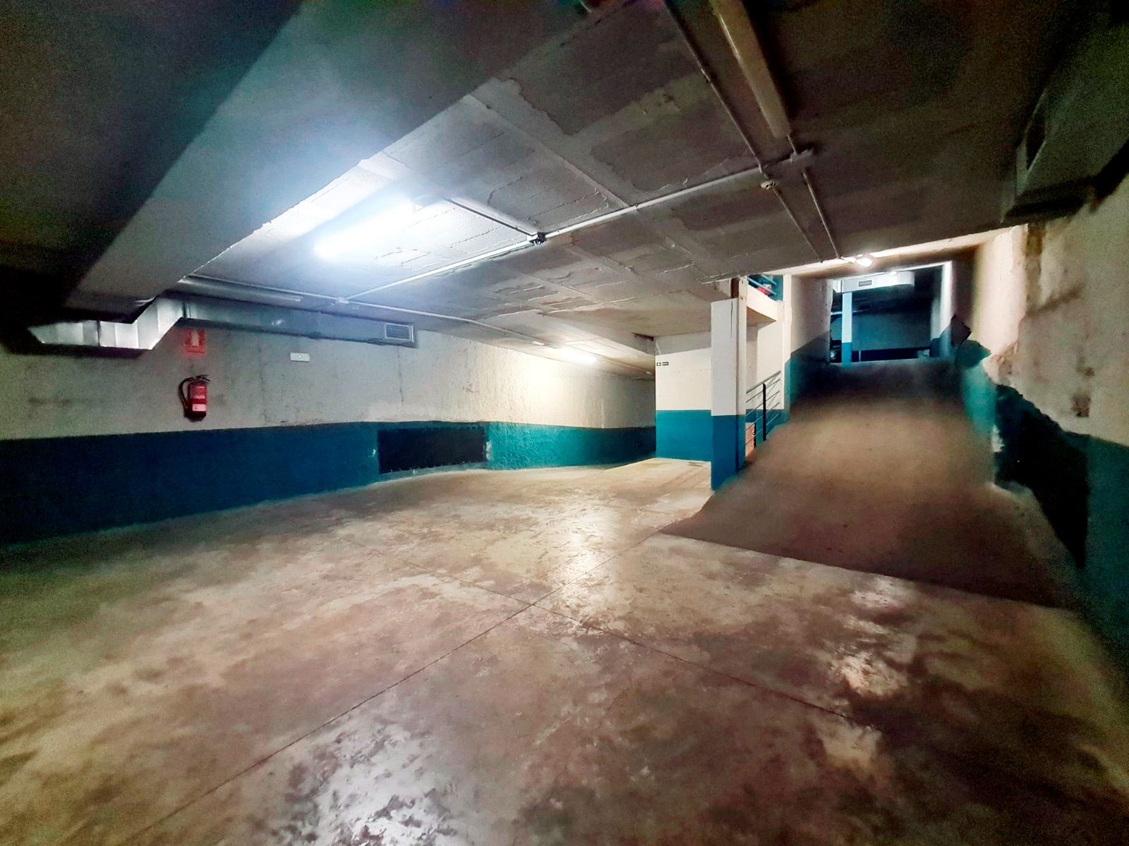 Plaza de coche en alquiler para coche pequeño - Foto 6