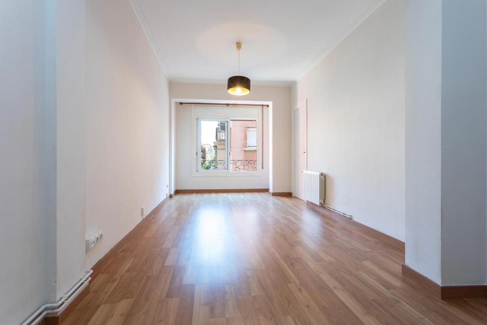 Wohnung zu verkaufen Barcelona. Ref: 5748. FINQUES FUTURA
