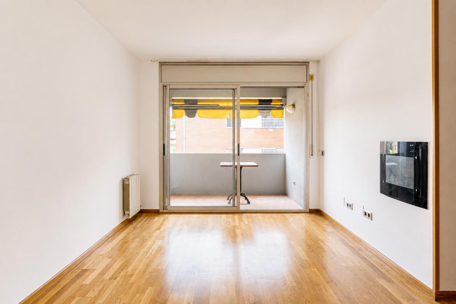 Precioso piso exterior y luminoso en la zona de Els Canyars- Castelldefels - Foto 3