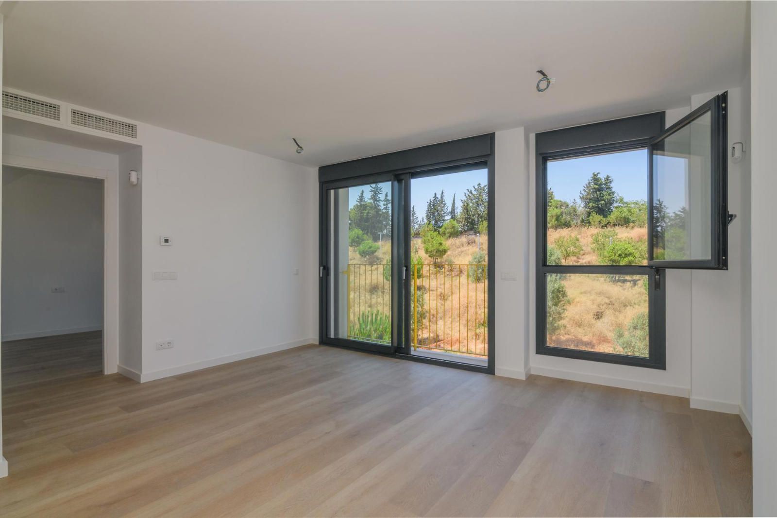 Fantástico Piso de Obra Nueva en la Marina del Port- Con piscina comunitaria, parking, trastero, gimnasio.. Una maravilla¡ - Foto 9