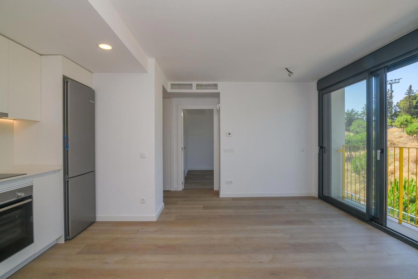 Fantástico Piso de Obra Nueva en la Marina del Port- Con piscina comunitaria, parking, trastero, gimnasio.. Una maravilla¡ - Foto 10