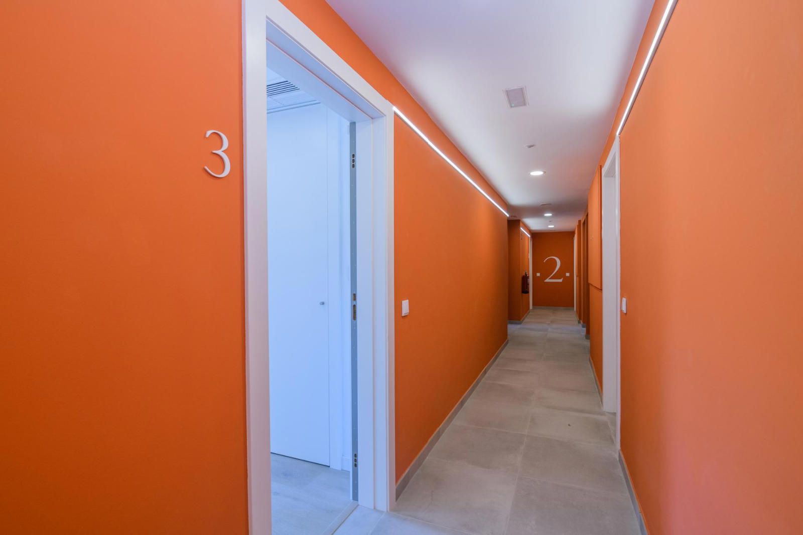 Fantástico Piso de Obra Nueva en la Marina del Port- Con piscina comunitaria, parking, trastero, gimnasio.. Una maravilla¡ - Foto 25