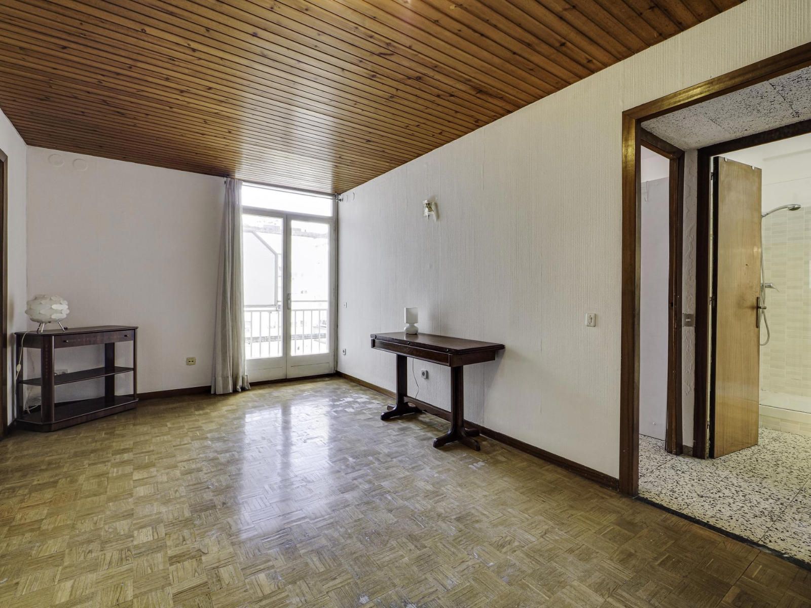 Estupendo piso en Mallorca-Lepanto- a actualizar - Foto 2