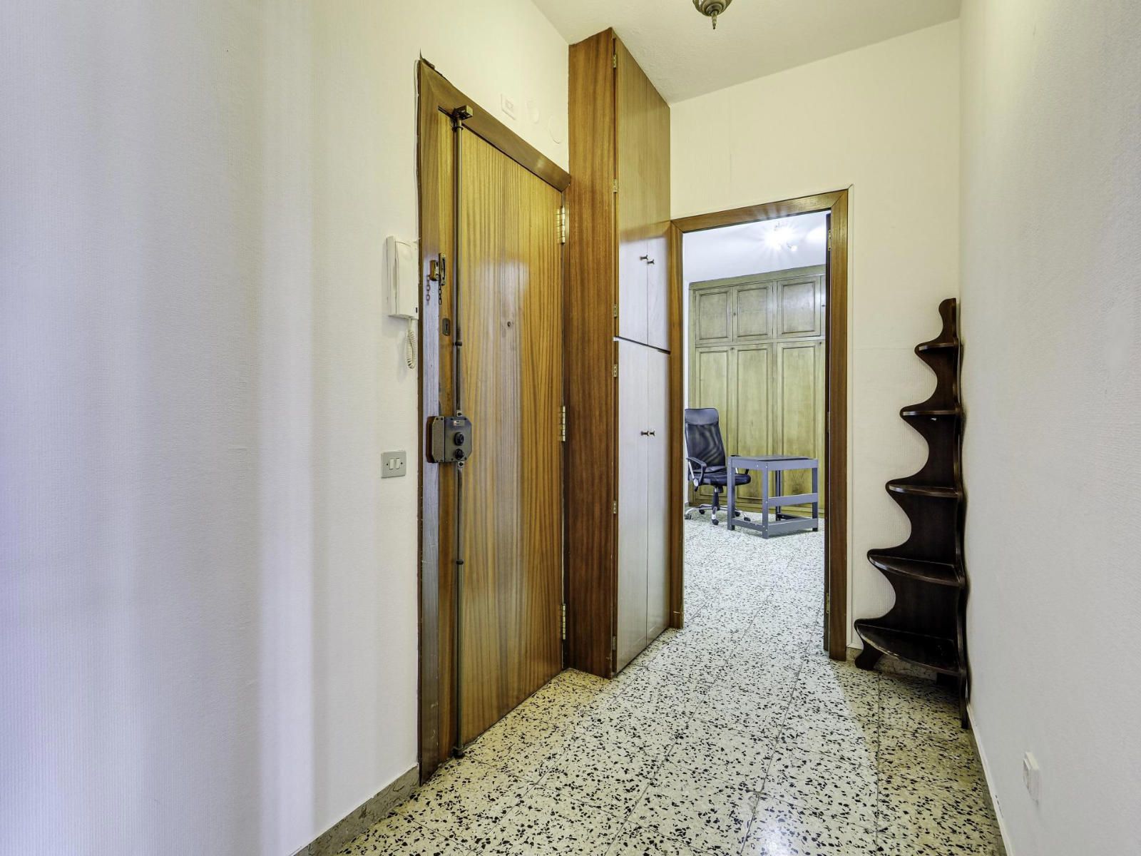 Estupendo piso en Mallorca-Lepanto- a actualizar - Foto 13