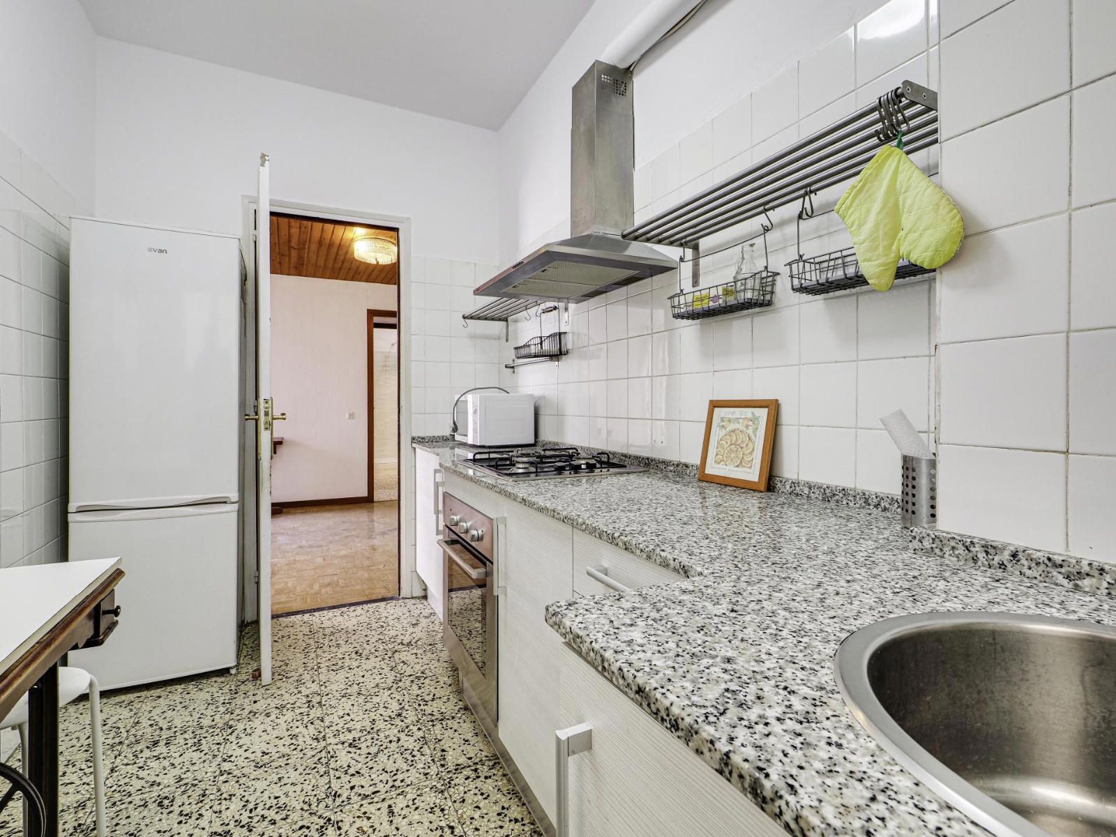 Estupendo piso en Mallorca-Lepanto- a actualizar - Foto 5