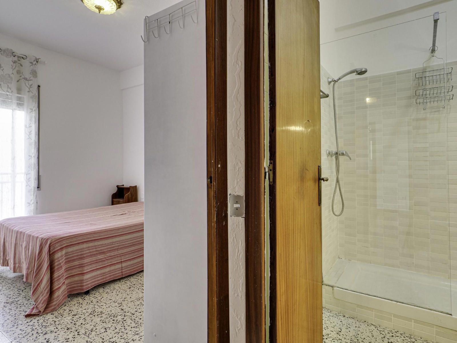 Estupendo piso en Mallorca-Lepanto- a actualizar - Foto 25