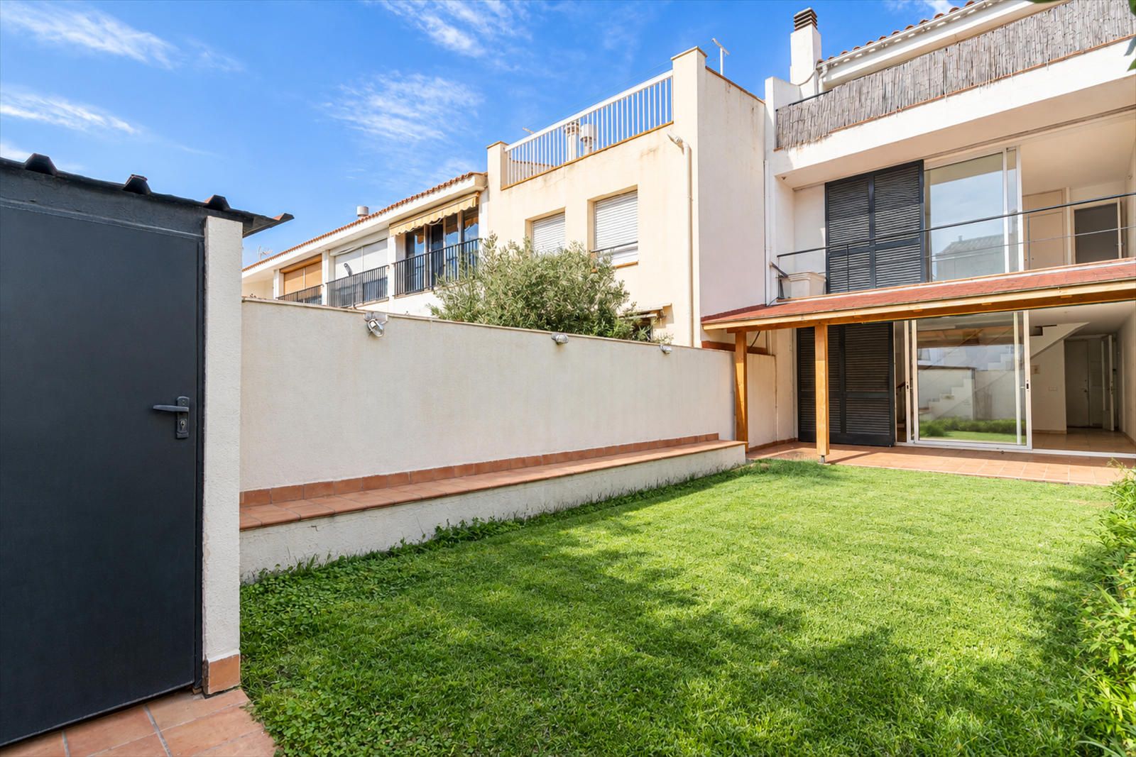 Preciosa casa  de 3 plantas ( mas planta sótano) en el centro de Premià de Mar-En segunda línea de mar - Foto 8