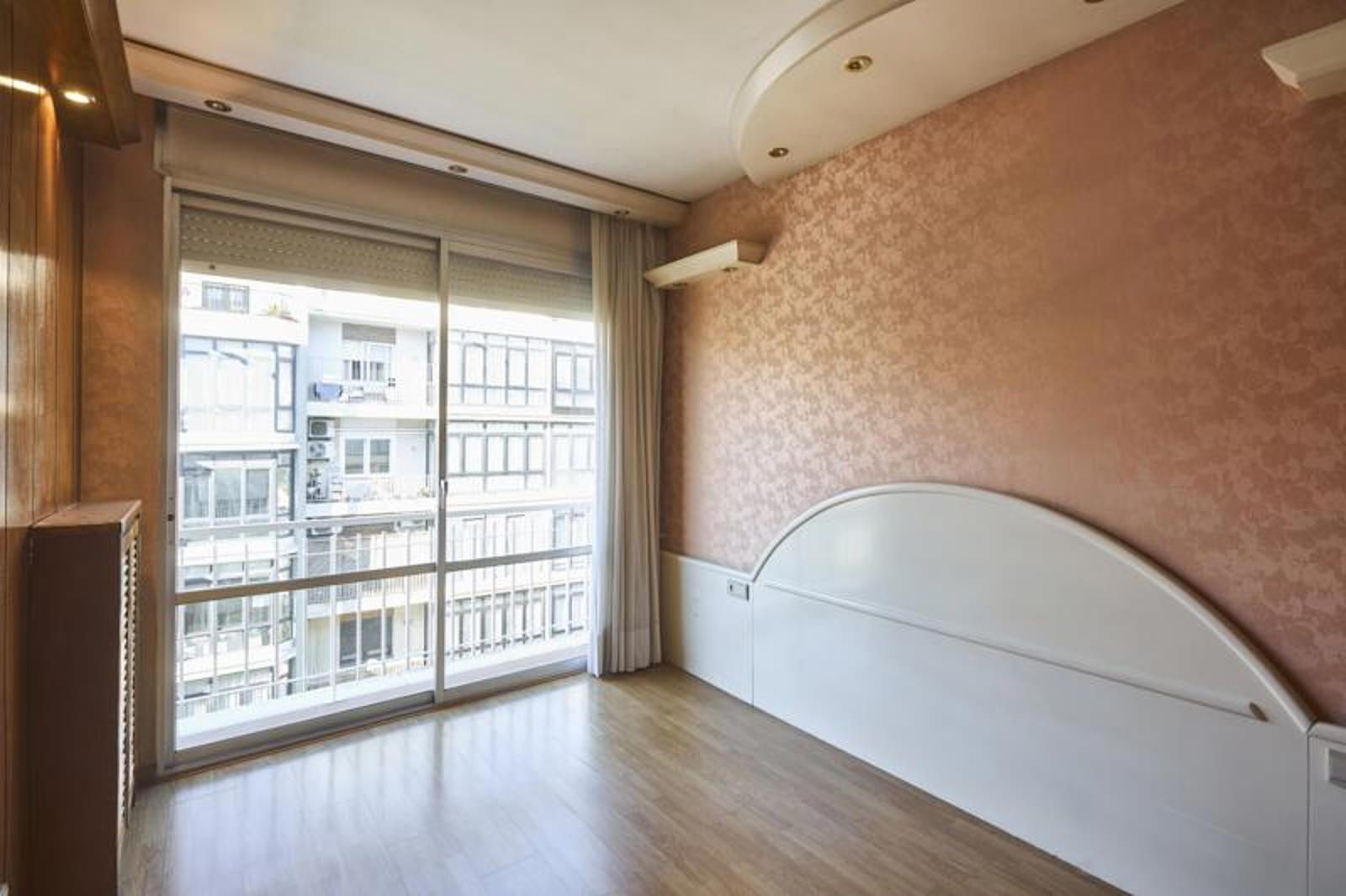 Bel appartement à rénover à Galvany (Sarriá-Sant Gervasi), haut et lumineux. - Foto 18