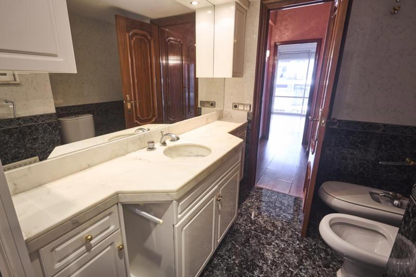 Bel appartement à rénover à Galvany (Sarriá-Sant Gervasi), haut et lumineux. - Foto 23