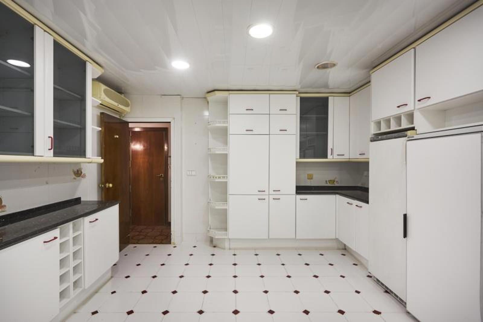 Bel appartement à rénover à Galvany (Sarriá-Sant Gervasi), haut et lumineux. - Foto 33