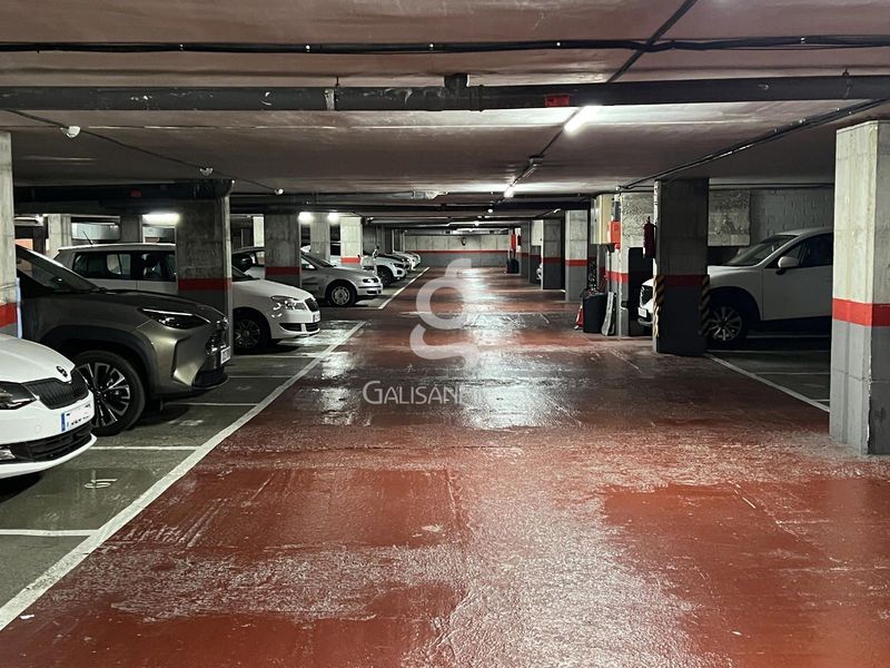 Garaje en venta Cornellà de Llobregat, Barcelona. Ref: 1293. Galisan Fincas