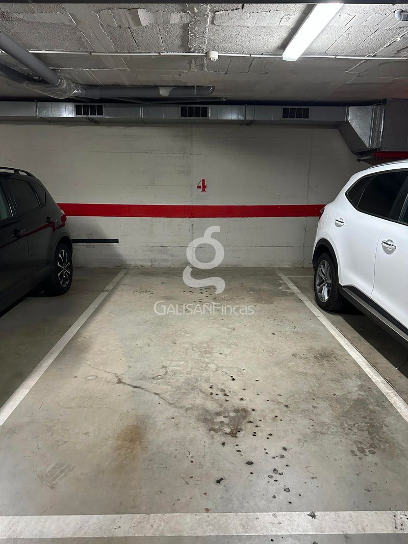 Garaje en venta Cornellà de Llobregat, Barcelona. Ref: 1352. Galisan Fincas