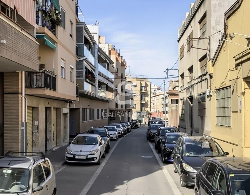 Local Comercial en lloguer Cornellà de Llobregat, Barcelona. Ref: 1386. Galisan Fincas