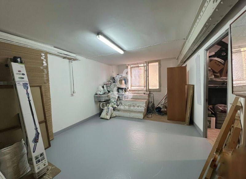 Local Comercial en venta Cornellà de Llobregat, Barcelona. Ref: 1387. Galisan Fincas