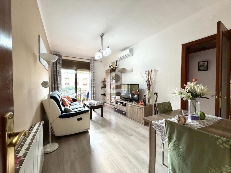 Flat for sale Cornellà de Llobregat, Barcelona. Ref: 1413. Galisan Fincas