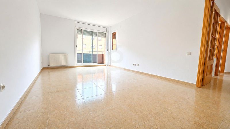 Flat for sale Santa Coloma De Cervello, Barcelona. Ref: 1415. Galisan Fincas