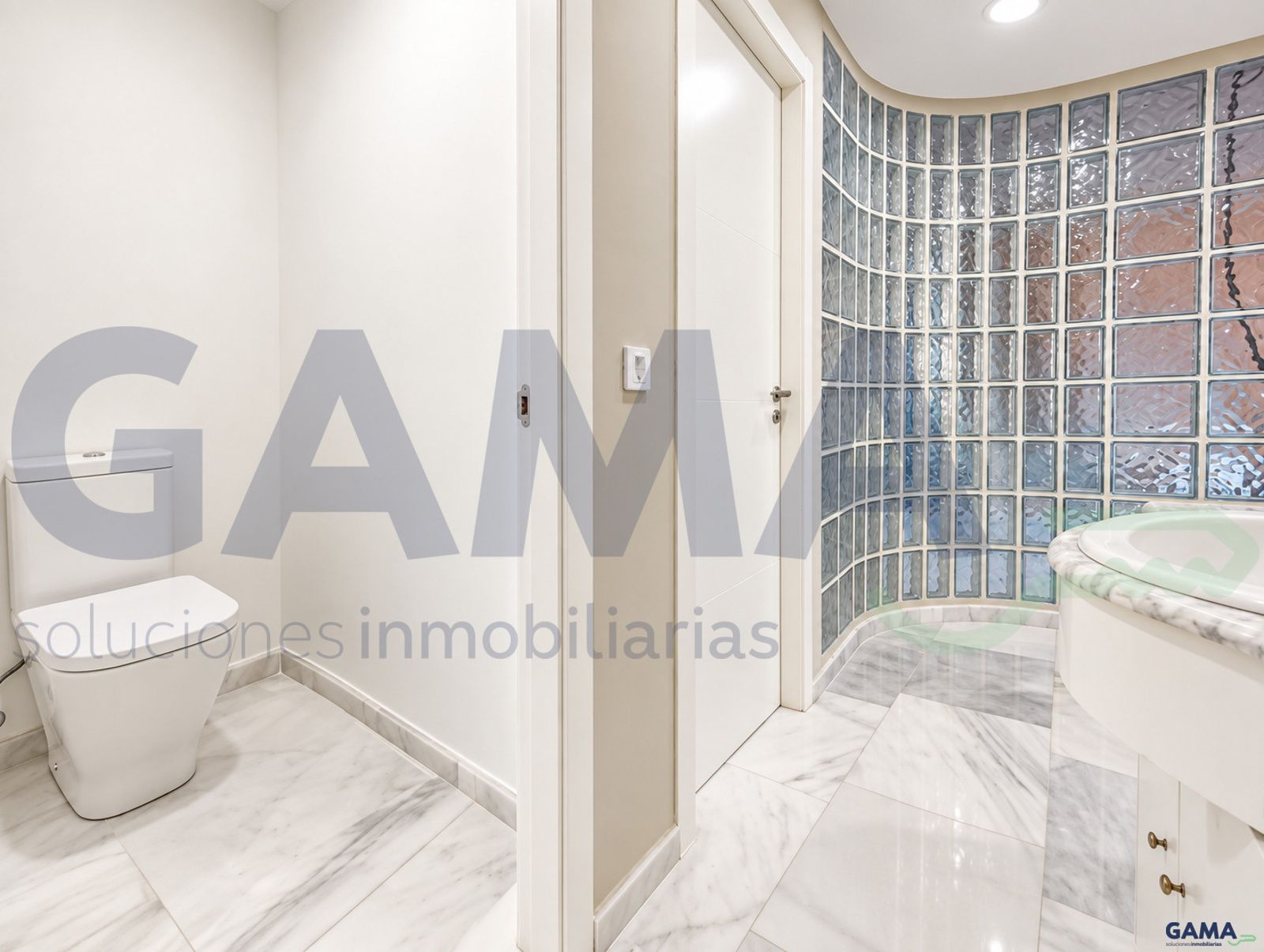 locales-comerciales en alzira · centro €