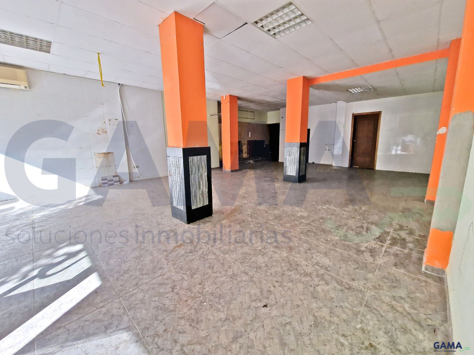 locales-comerciales en carcaixent ·  €