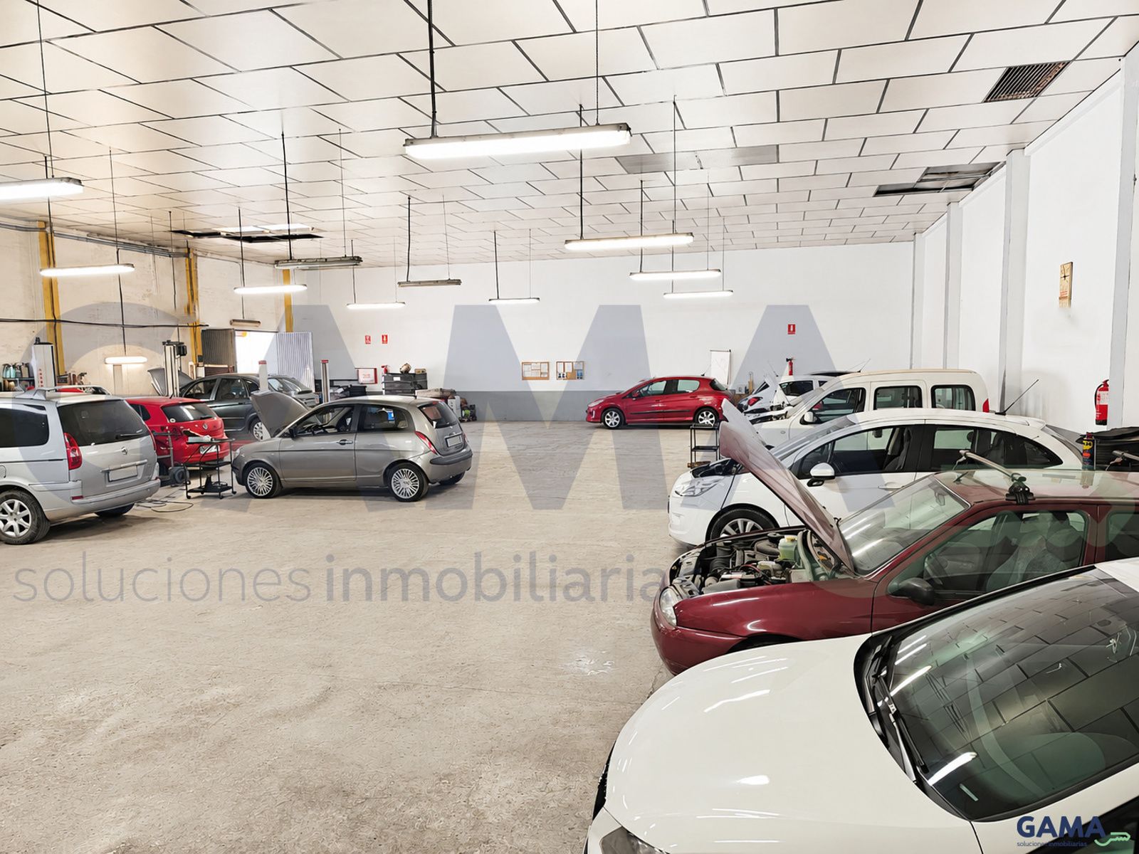 nave-industrial en carcaixent ·  350000€