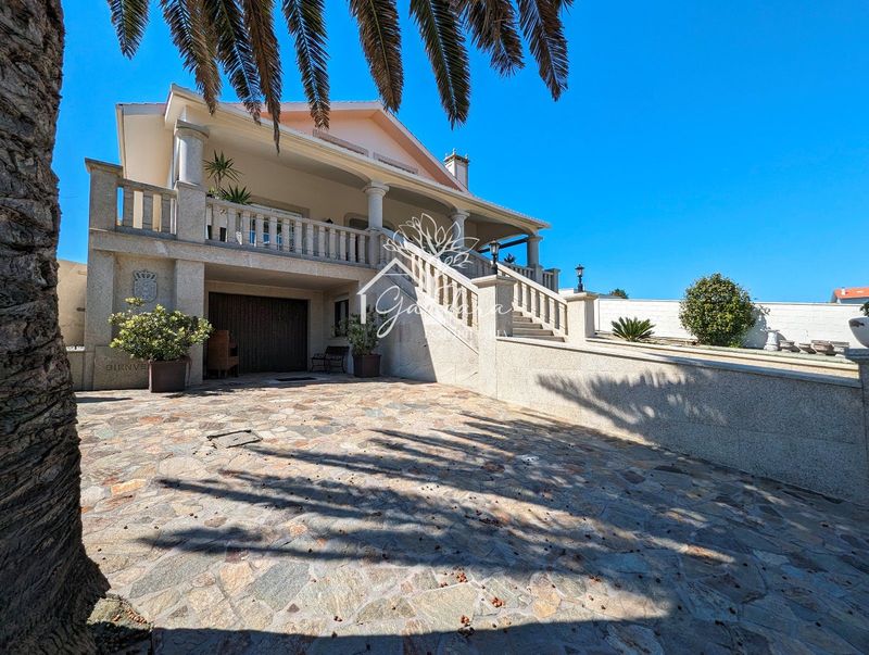 Chalet Independiente en venta Ferrol, A Coruña. Ref: 1058. Inmobiliaria A Gándara 