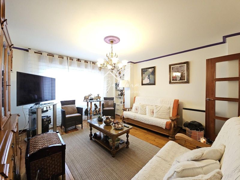 Piso en venta Ferrol, A Coruña. Ref: 1331. Inmobiliaria A Gándara 