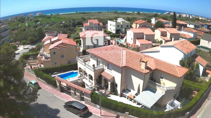 Chalet Independiente en venta El Vendrell, Tarragona. Ref: 1427. Finques Garbi