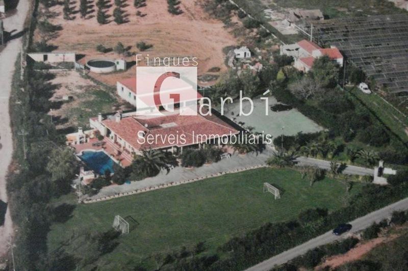 Chalet Independiente en venta Santa Oliva, Tarragona. Ref: 1481. Finques Garbi