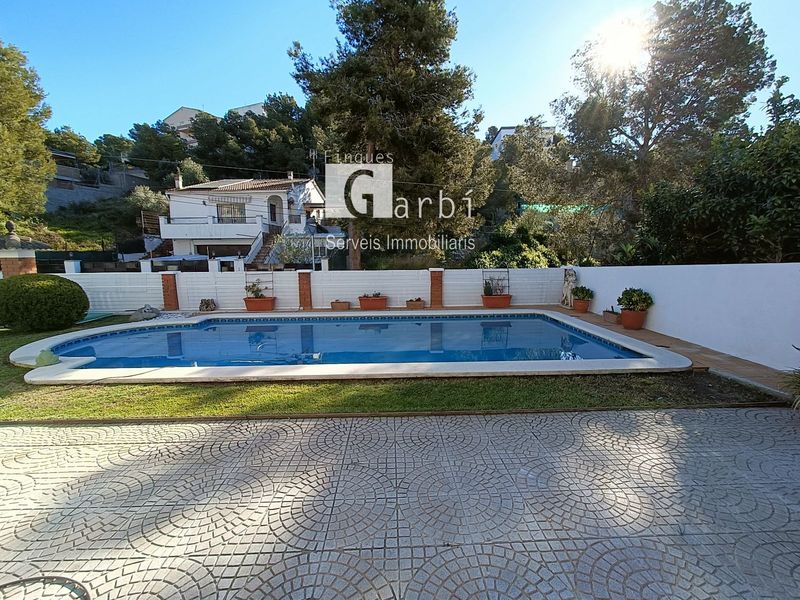 Chalet Independiente en venta Segur De Calafell, Tarragona. Ref: 1767. Finques Garbi