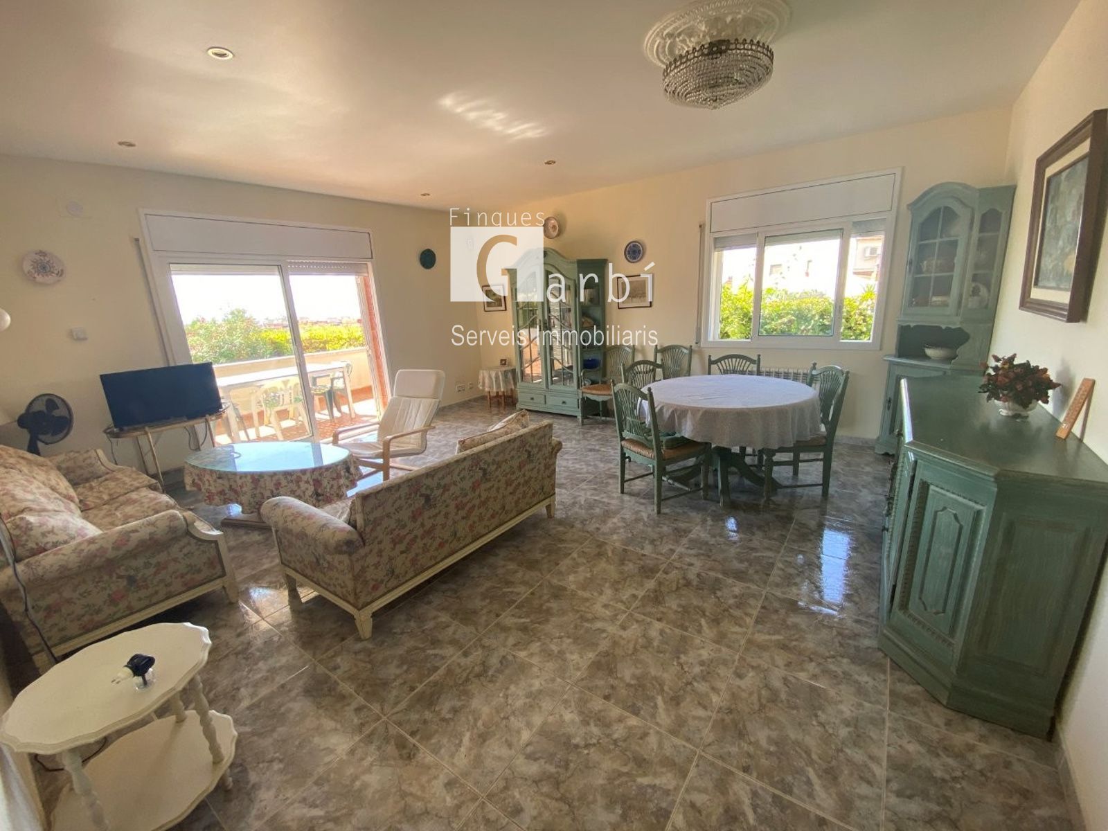 VENTA DE CHALET INDEPENDIENTE DE 4 DORMITORIOS / 3 BAÑOS Y PISCINA PROPIA - Foto 11