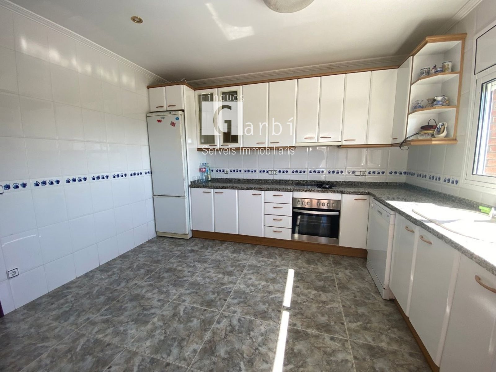 VENTA DE CHALET INDEPENDIENTE DE 4 DORMITORIOS / 3 BAÑOS Y PISCINA PROPIA - Foto 23