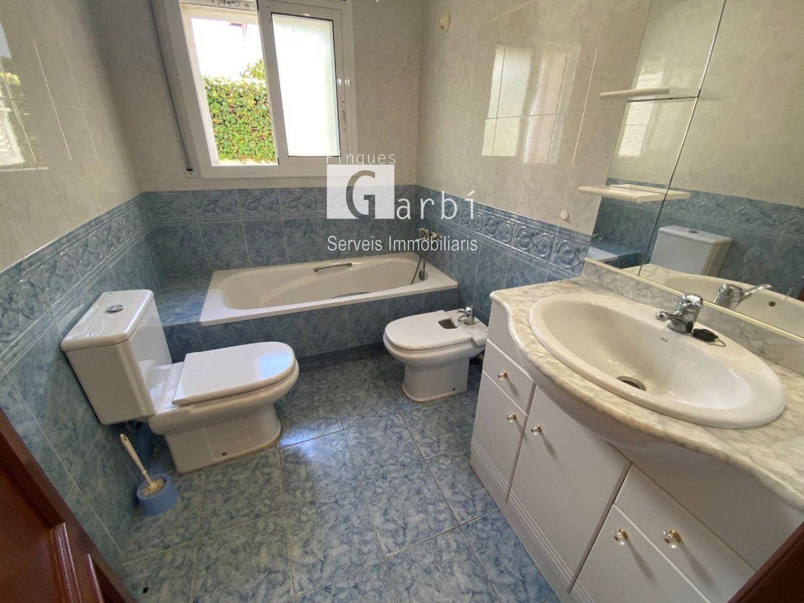 VENTA DE CHALET INDEPENDIENTE DE 4 DORMITORIOS / 3 BAÑOS Y PISCINA PROPIA - Foto 25