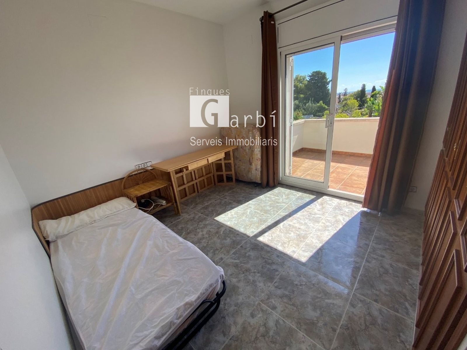VENTA DE CHALET INDEPENDIENTE DE 4 DORMITORIOS / 3 BAÑOS Y PISCINA PROPIA - Foto 34