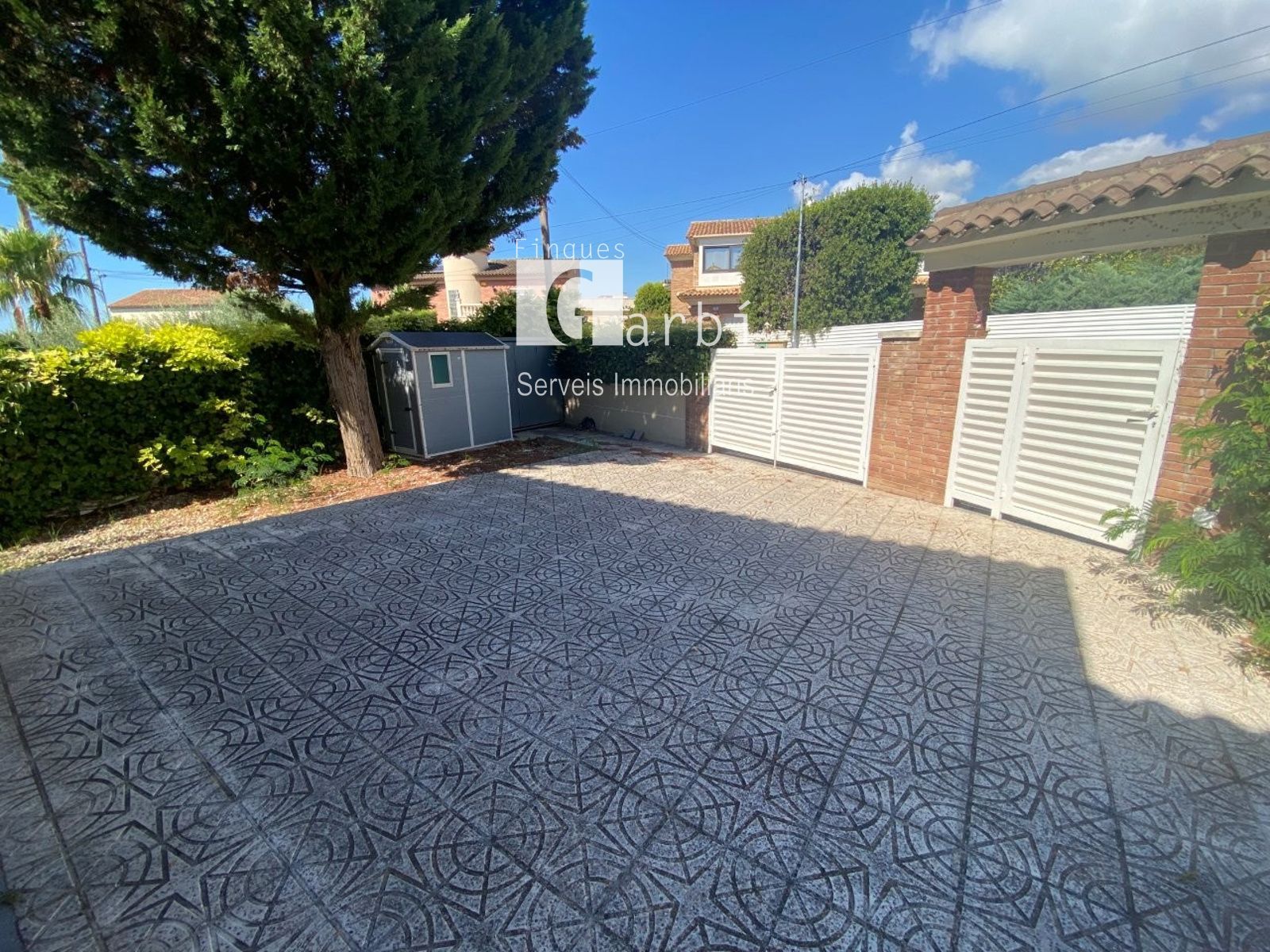 VENTA DE CHALET INDEPENDIENTE DE 4 DORMITORIOS / 3 BAÑOS Y PISCINA PROPIA - Foto 52