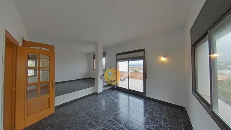 Chalet Independiente en venta Creixell, Tarragona. Ref: 1175. GDIBO