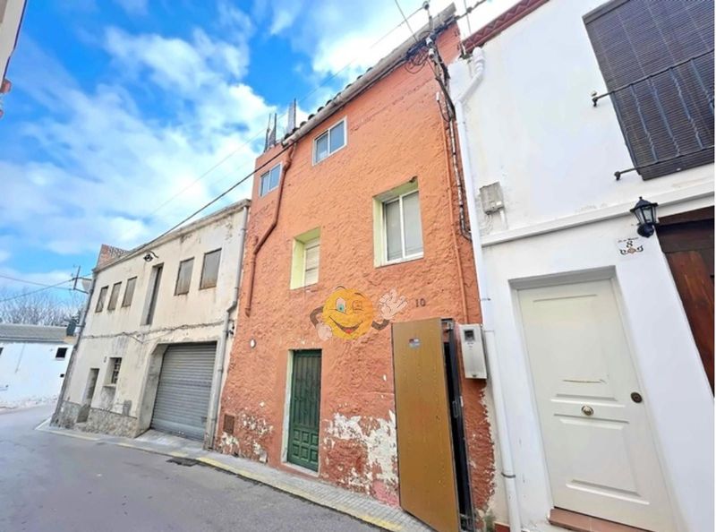 Adossat en venda Llorenç Del Penedes, Tarragona. Ref: 1202. GDIBO