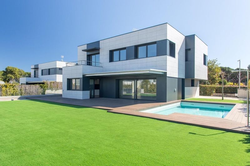 Hus til salgs Sant Andreu de Llavaneres, Barcelona. Ref: 1193. GG Real Estate Barcelona