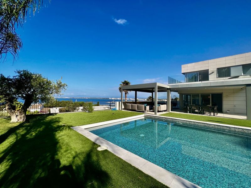 Hus til salgs Roses, Girona. Ref: 1385. GG Real Estate Barcelona