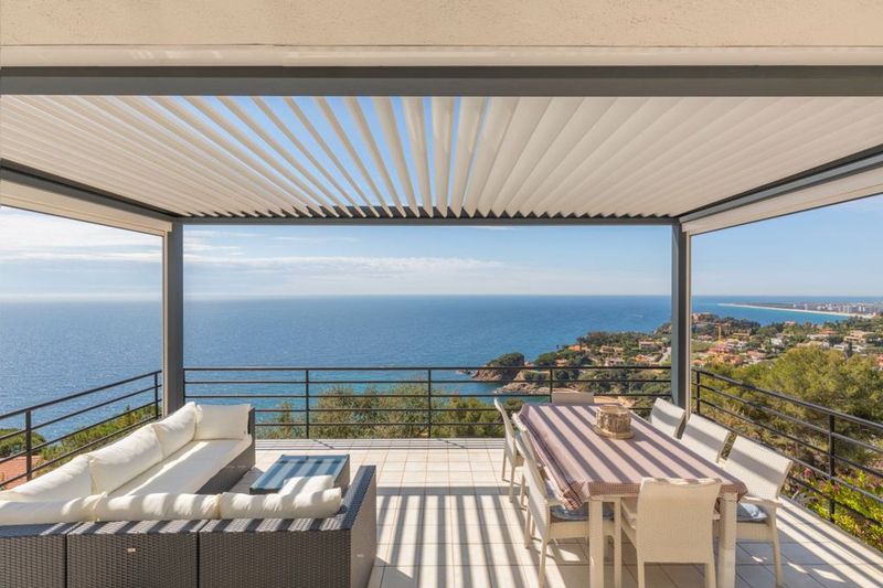 Hus til salgs Blanes, Girona. Ref: 1399. GG Real Estate Barcelona