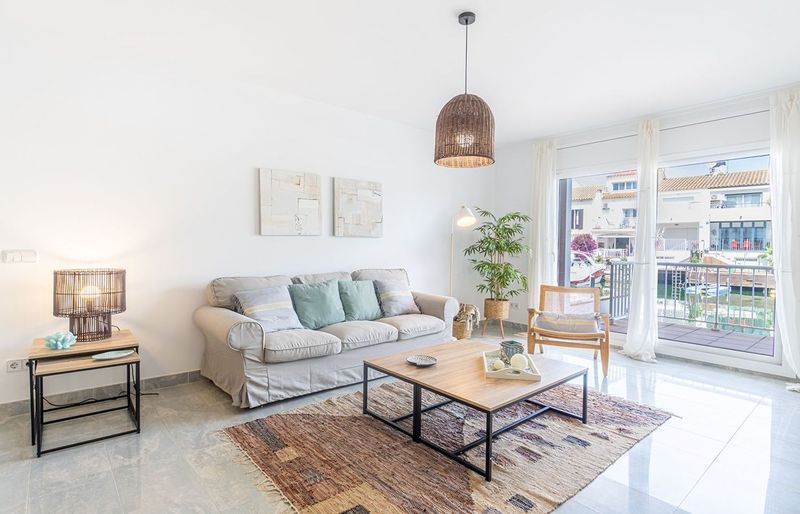 Toppleilighet til salgs Empuriabrava, Girona. Ref: 1515. GG Real Estate Barcelona