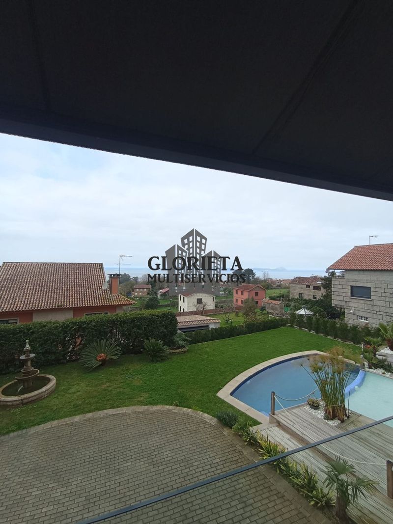 Chalet Independiente en venta Vigo, Pontevedra. Ref: 1008. Inmobiliaria Glorieta