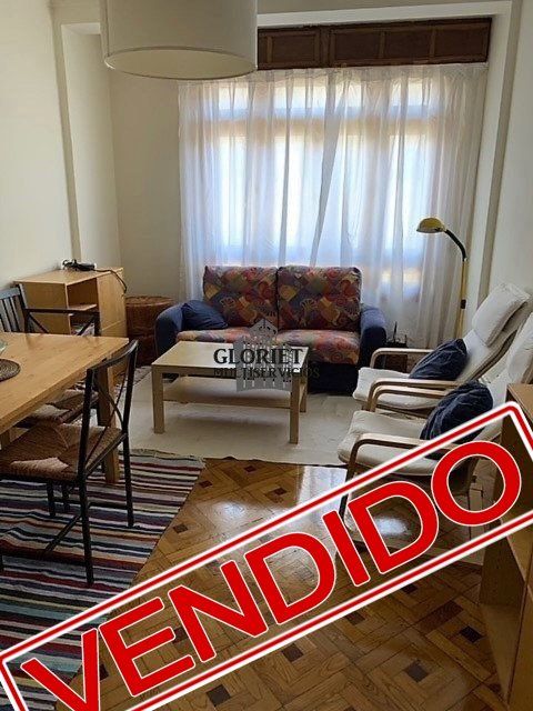 Apartamento Vigo, Pontevedra. Ref: 1070. Inmobiliaria Glorieta