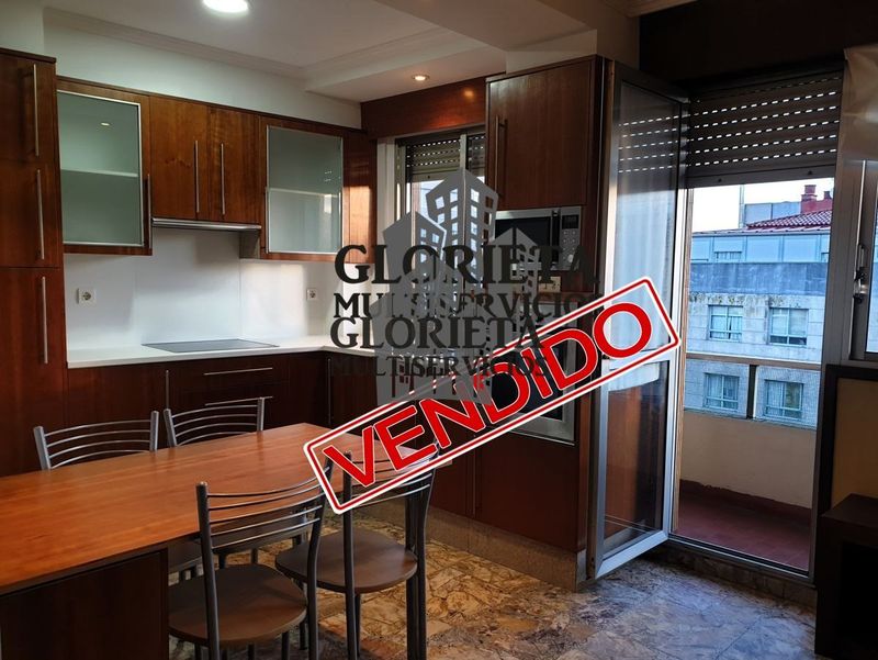 Apartamento Vigo, Pontevedra. Ref: 1127. Inmobiliaria Glorieta
