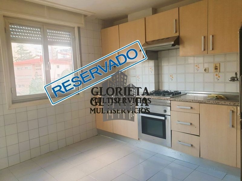 Apartamento Vigo, Pontevedra. Ref: 1171. Inmobiliaria Glorieta