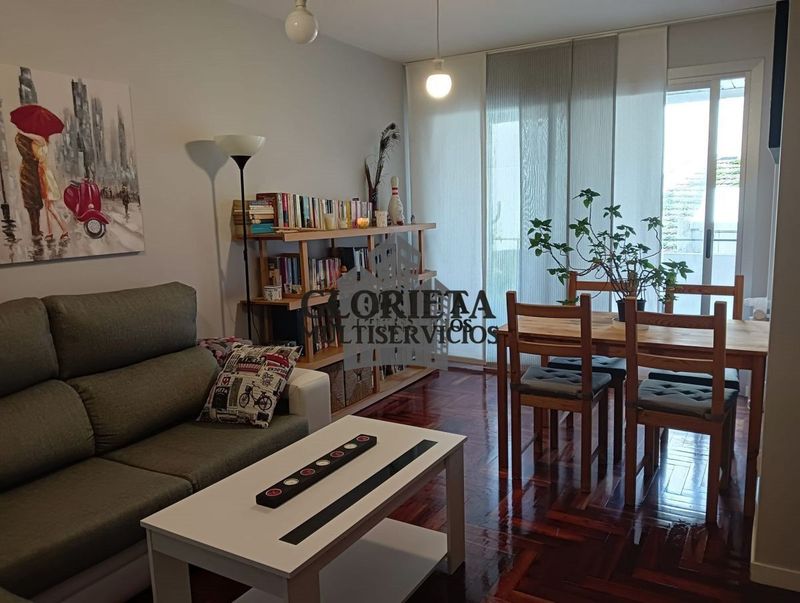 Apartamento Vigo, Pontevedra. Ref: 1203. Inmobiliaria Glorieta