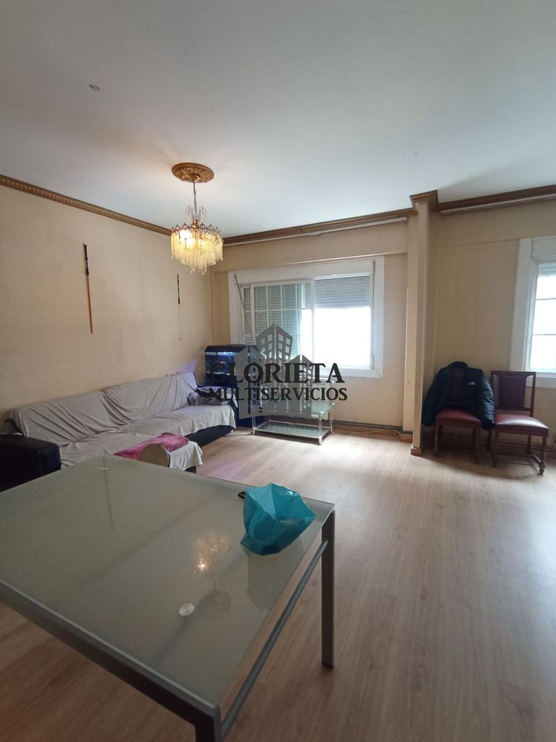 Piso en venta Vigo, Pontevedra. Ref: 1377. Inmobiliaria Glorieta