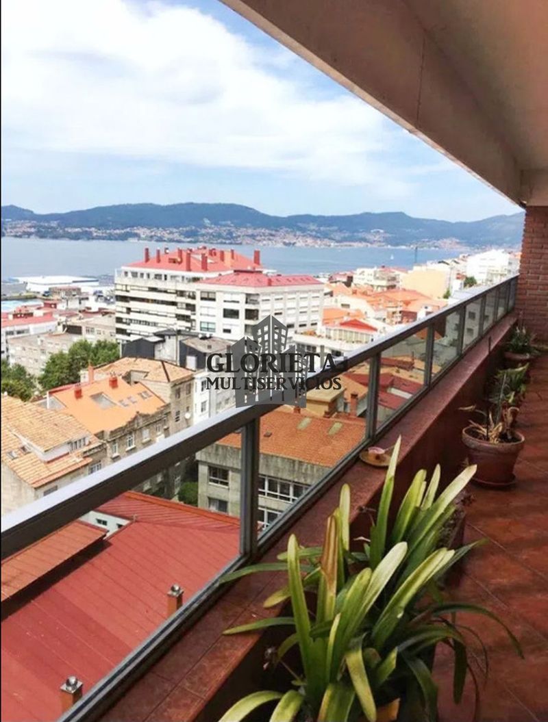 Piso en venta Vigo, Pontevedra. Ref: 1379. Inmobiliaria Glorieta