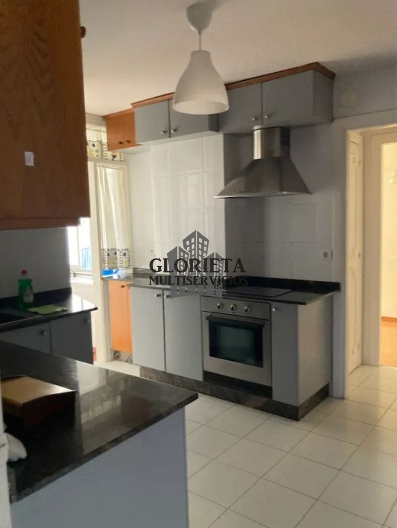 Piso en venta Vigo, Pontevedra. Ref: 1379. Inmobiliaria Glorieta